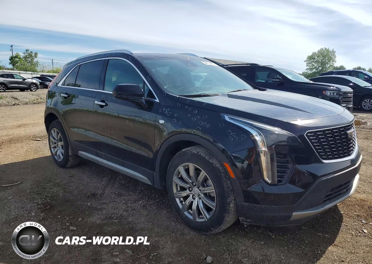 2020 Cadillac Xt4 Premium Luxury VIN:1GYFZDR4XLF075314 - 4