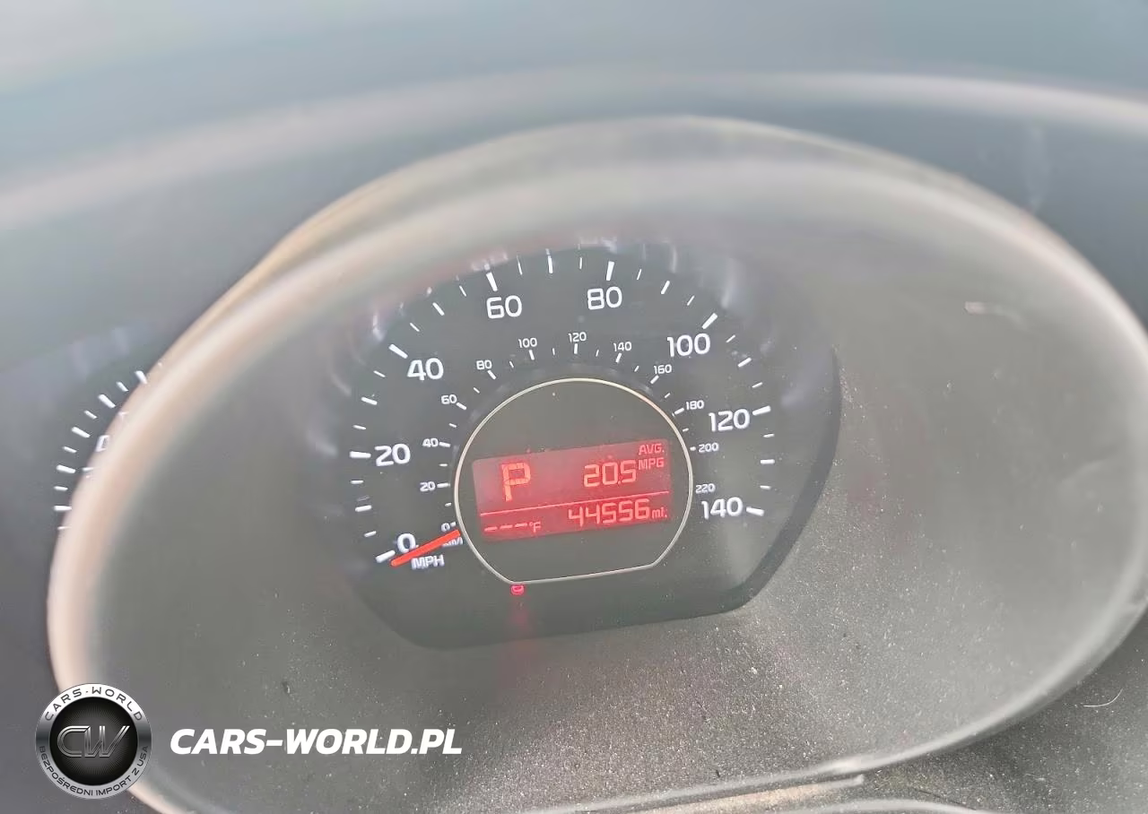2018 Kia Soul + VIN:KNDJP3A50J7578460 - 9