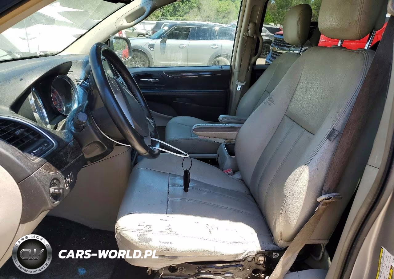 2013 Chrysler Town & Country Touring VIN:2C4RC1BGXDR577970 - 7