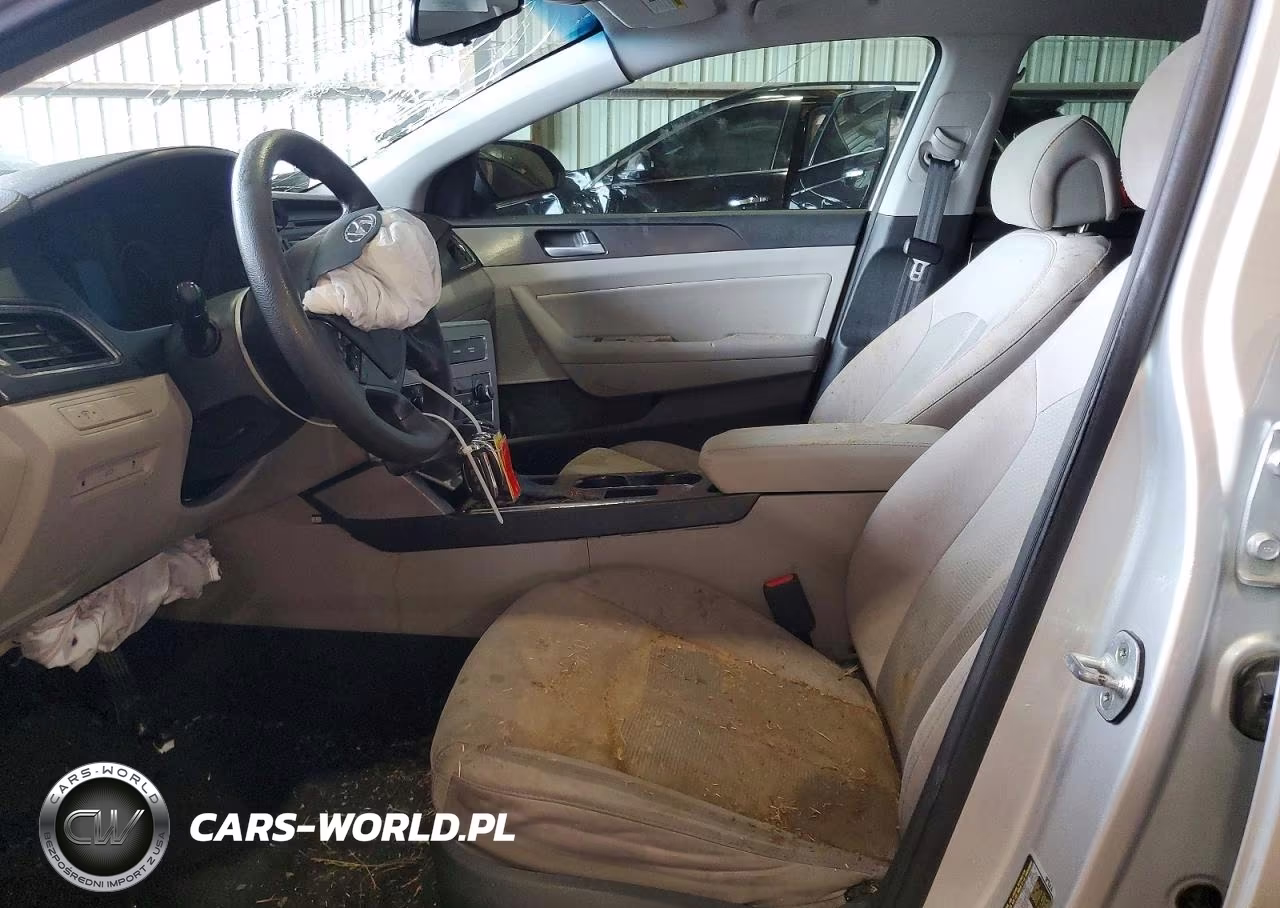 2015 Hyundai Sonata Sport VIN:5NPE34AF3FH061748 - 7