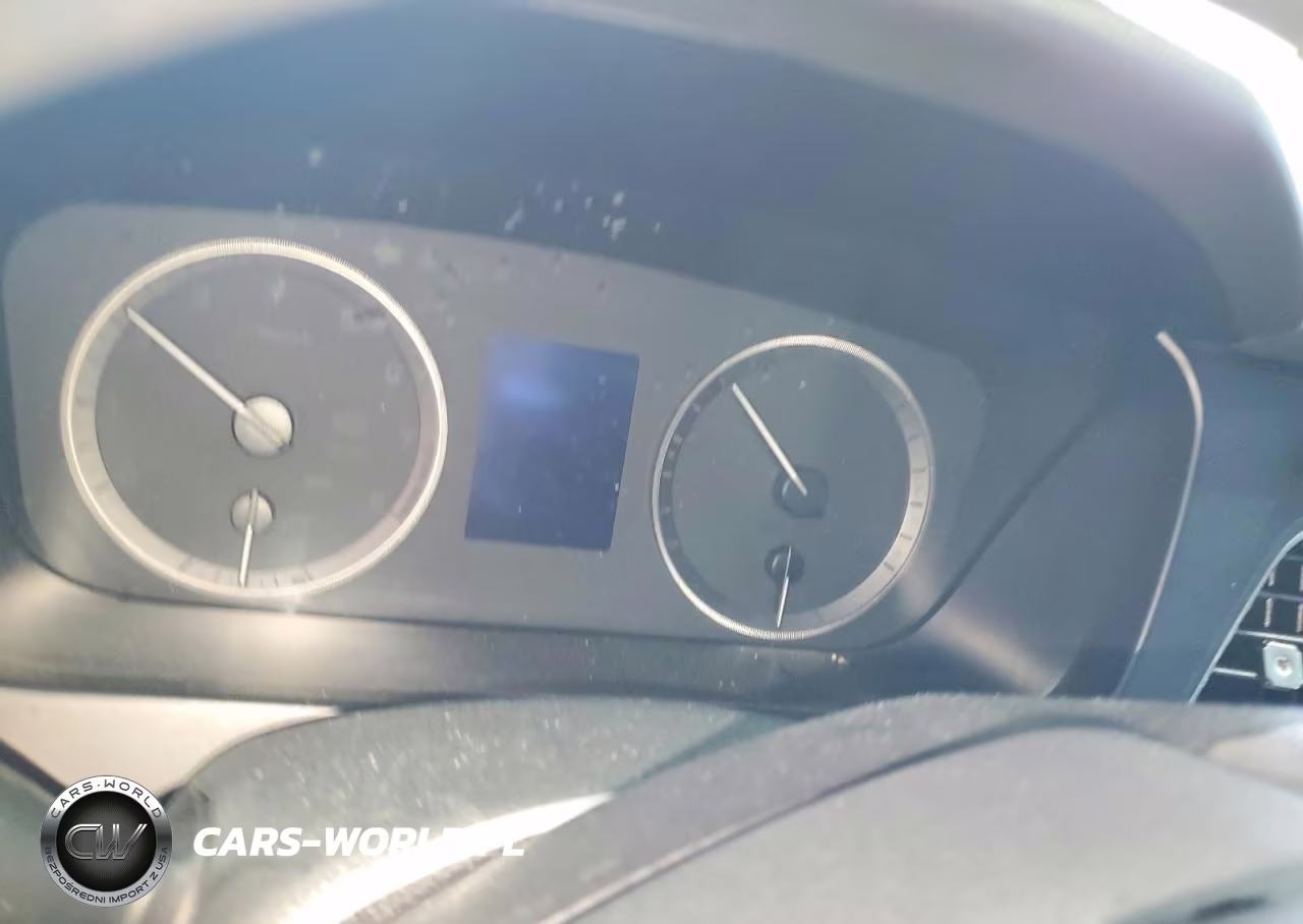2015 Hyundai Sonata Sport VIN:5NPE34AF3FH061748 - 9