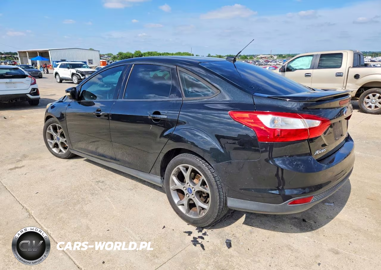 2014 Ford Focus Se VIN:1FADP3F27EL352852 - 2