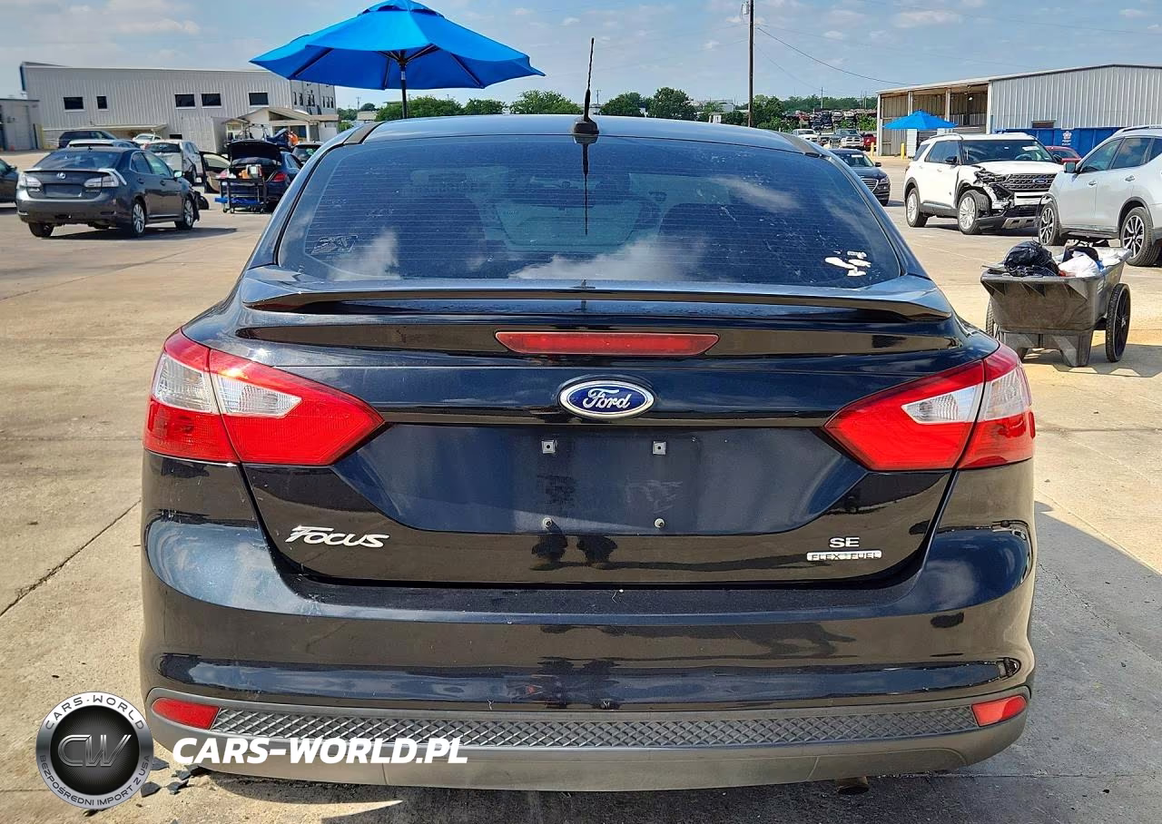 2014 Ford Focus Se VIN:1FADP3F27EL352852 - 6