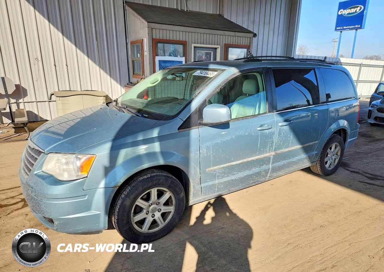 2010 Chrysler Town & Country Touring Plus