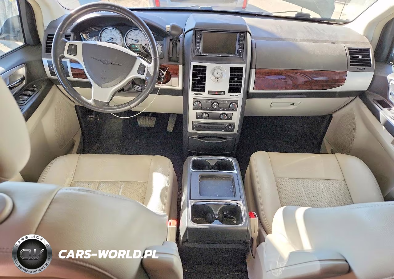 2010 Chrysler Town & Country Touring Plus VIN:2A4RR8DX6AR481571 - 8