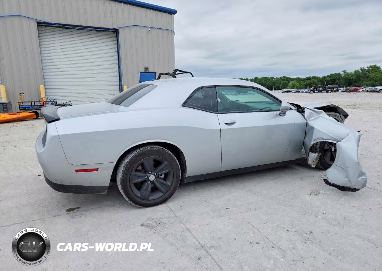 2023 Dodge Challenger Sxt VIN:2C3CDZAG3PH553432 - 3