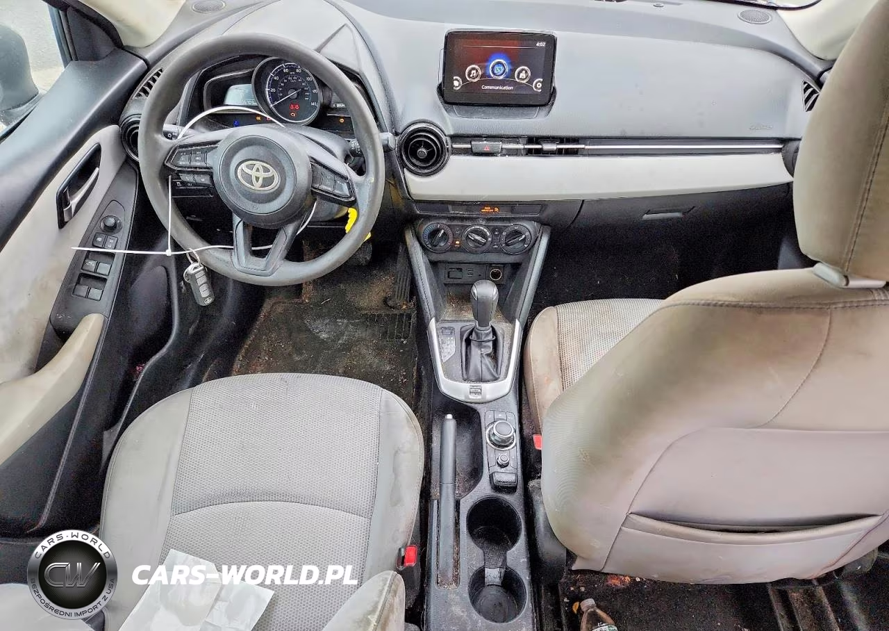 2019 Toyota Yaris L VIN:3MYDLBYV3KY509224 - 8