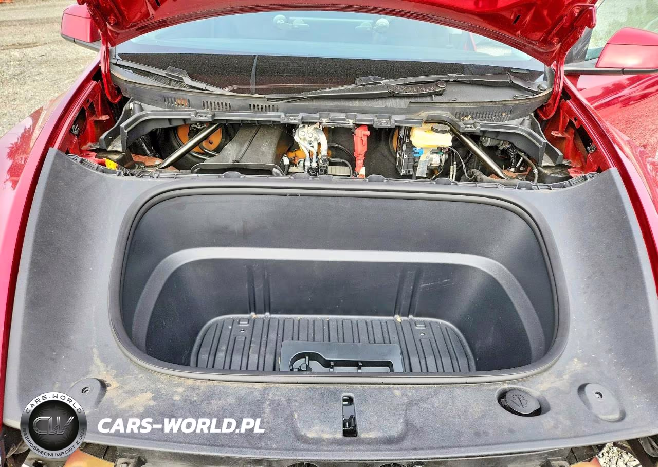 2026 Tesla Model Y VIN:7SAYGDEE2TF330161 - 12