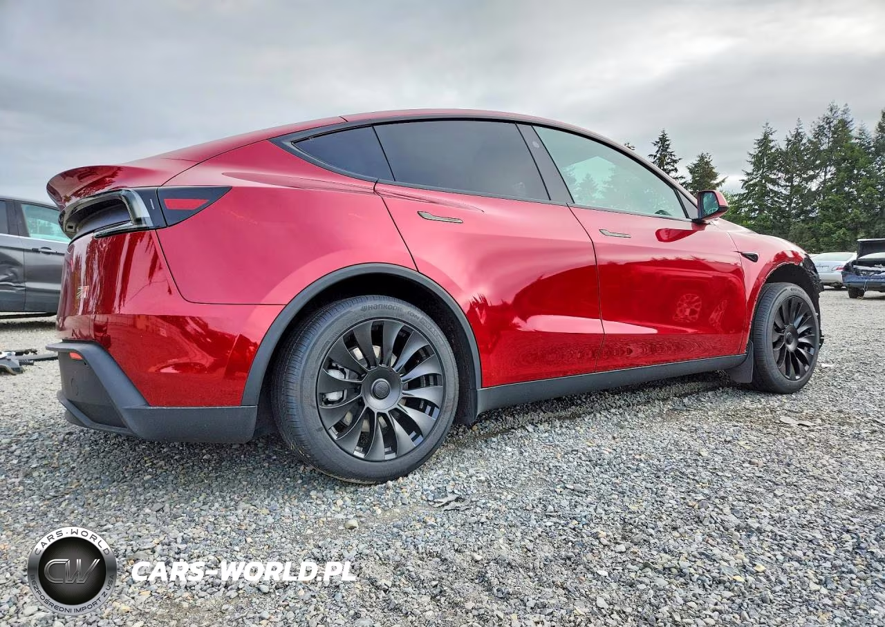 2026 Tesla Model Y VIN:7SAYGDEE2TF330161 - 3