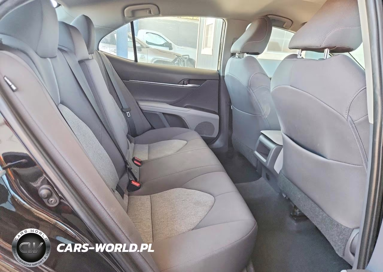 2021 Toyota Camry Le VIN:4T1C11AK2MU442630 - 10