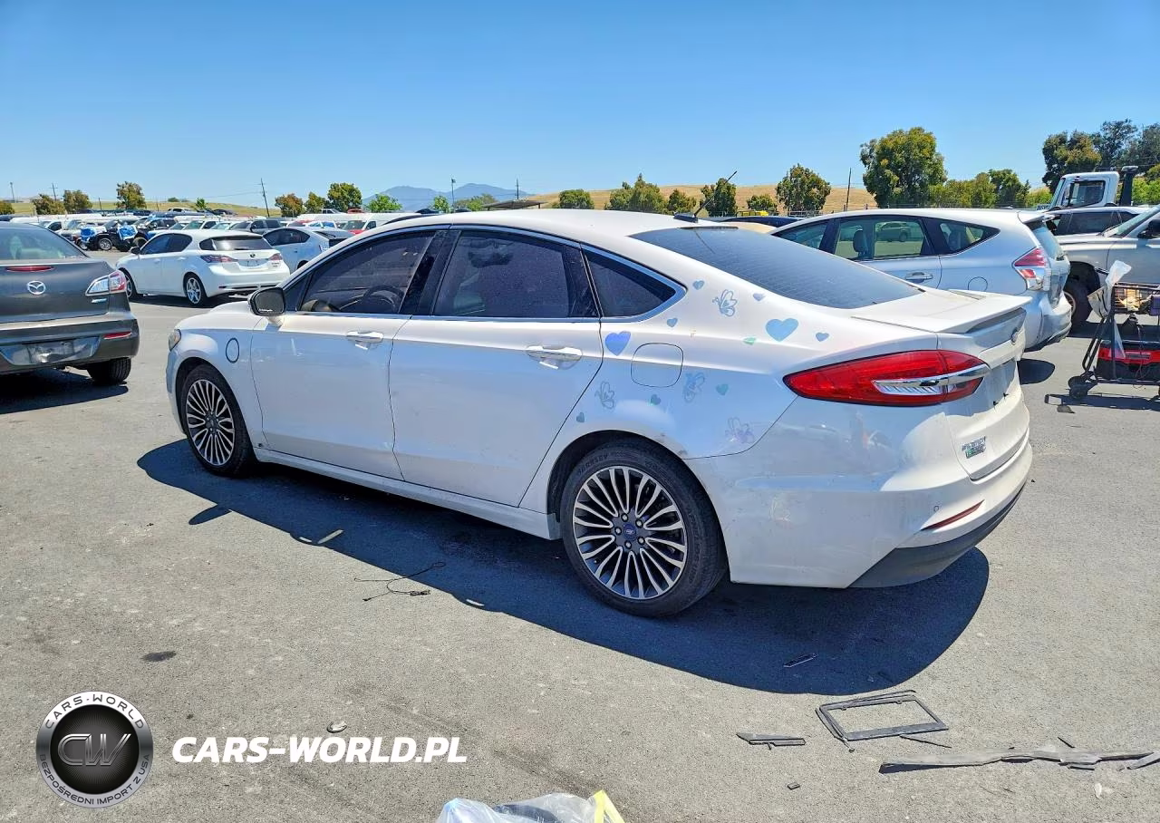 2019 Ford Fusion Titanium VIN:3FA6P0SU3KR232607 - 2