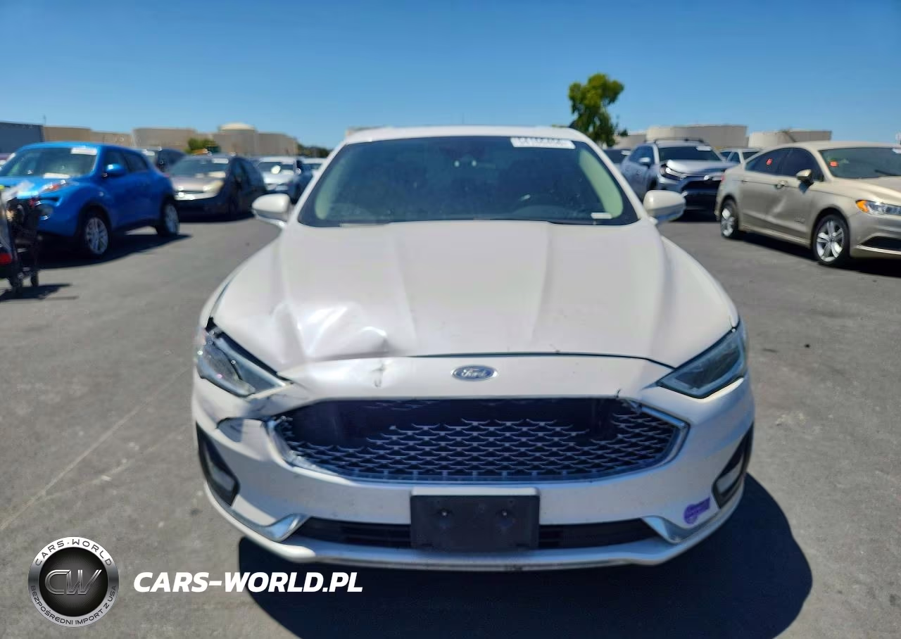 2019 Ford Fusion Titanium VIN:3FA6P0SU3KR232607 - 5
