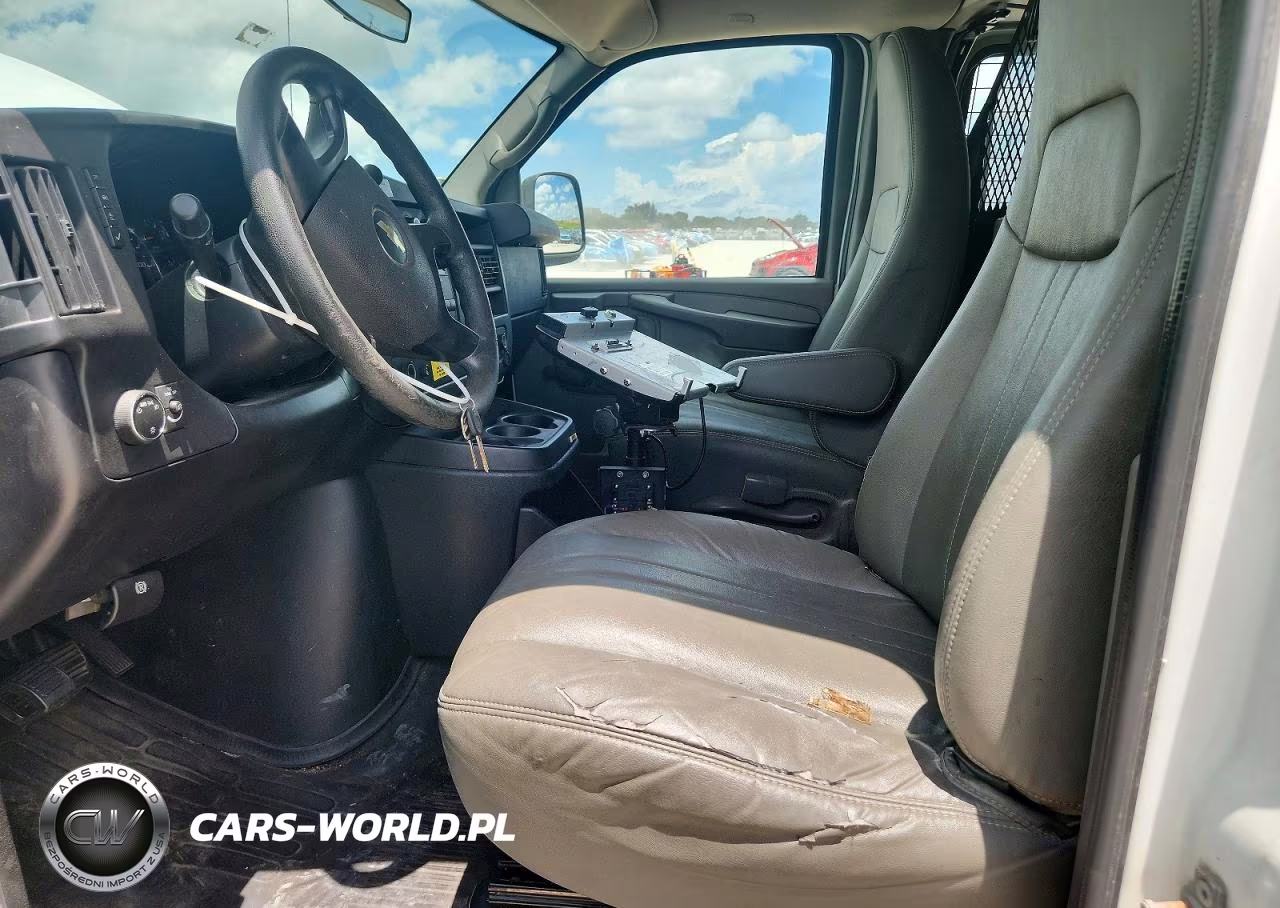 2012 Chevrolet Express G1500 VIN:1GCSGAFX4C1170696 - 7