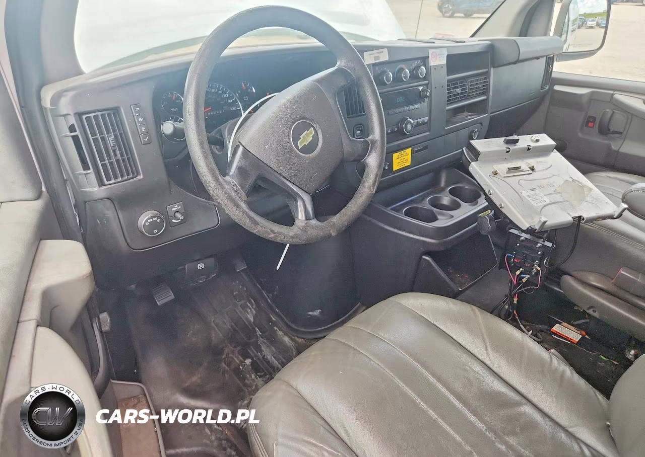 2012 Chevrolet Express G1500 VIN:1GCSGAFX4C1170696 - 8