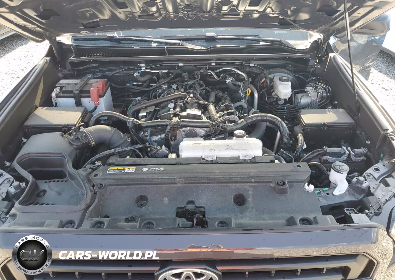 2025 Toyota 4Runner Sr5 VIN:JTEVA5AR4S5001828 - 12