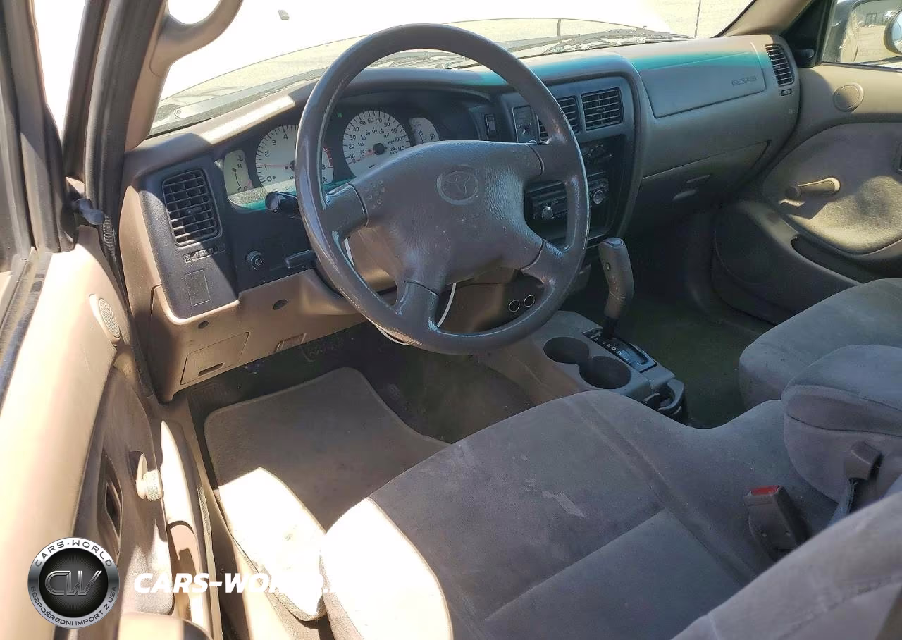 2004 Toyota Tacoma Xtracab VIN:5TEVL52N04Z423105 - 8