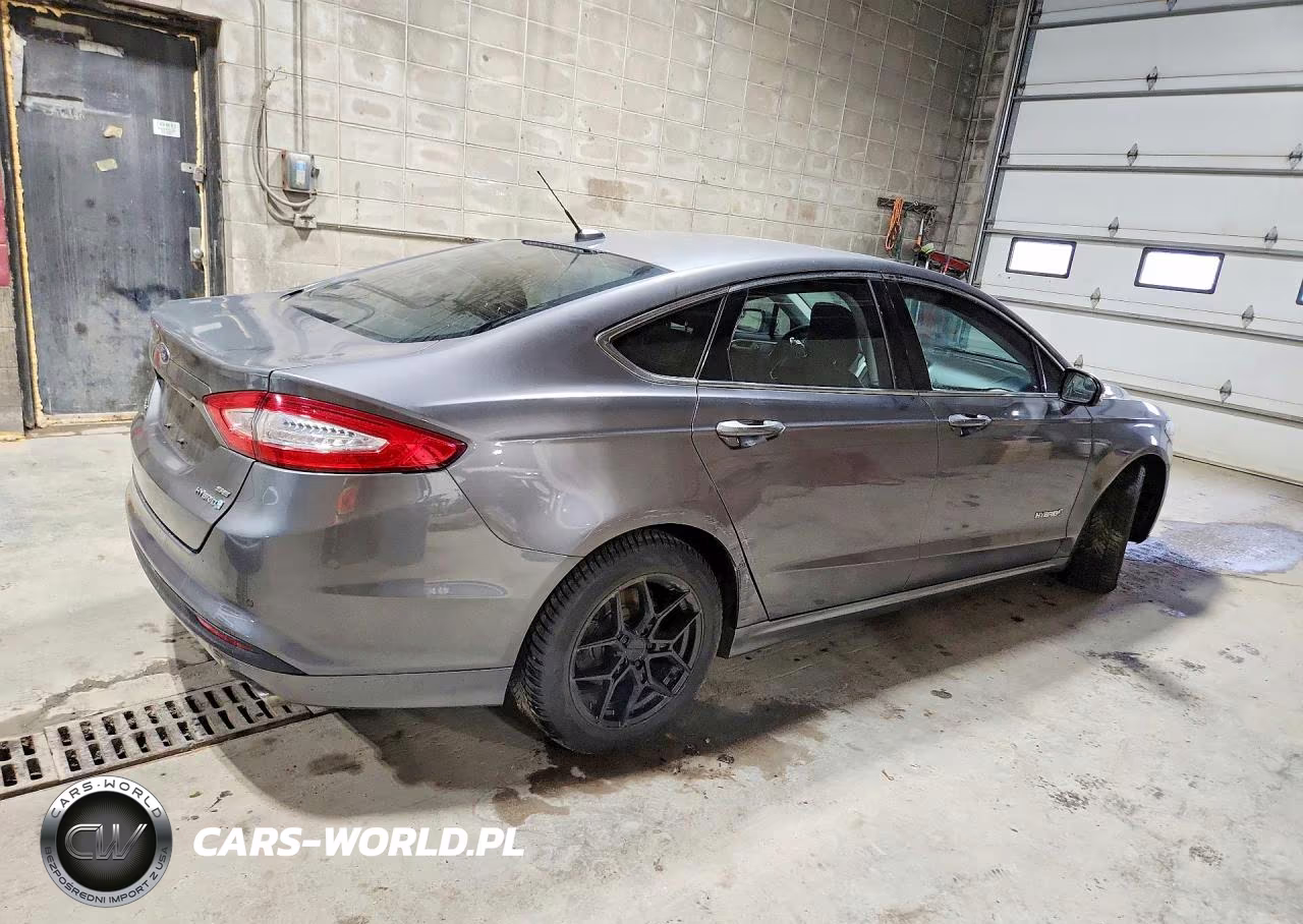 2013 Ford Fusion Se Hybrid VIN:3FA6P0LU2DR227271 - 3