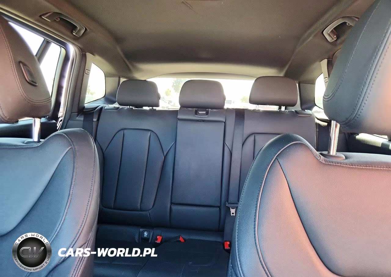 2019 BMW X3 Sdrive30I VIN:5UXTR7C5XKLF26836 - 10
