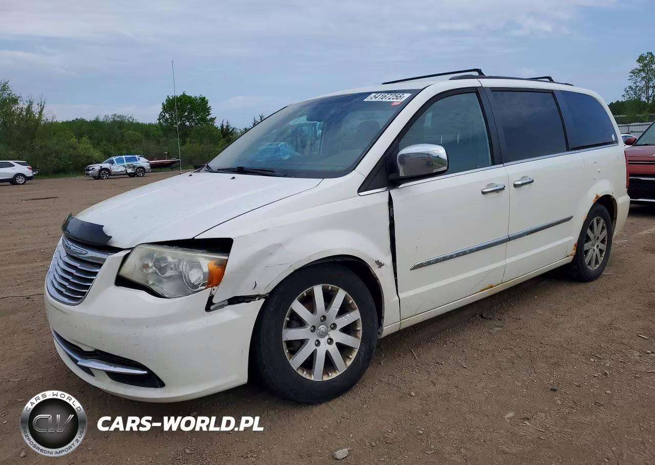 2011 Chrysler Town & Country Touring L