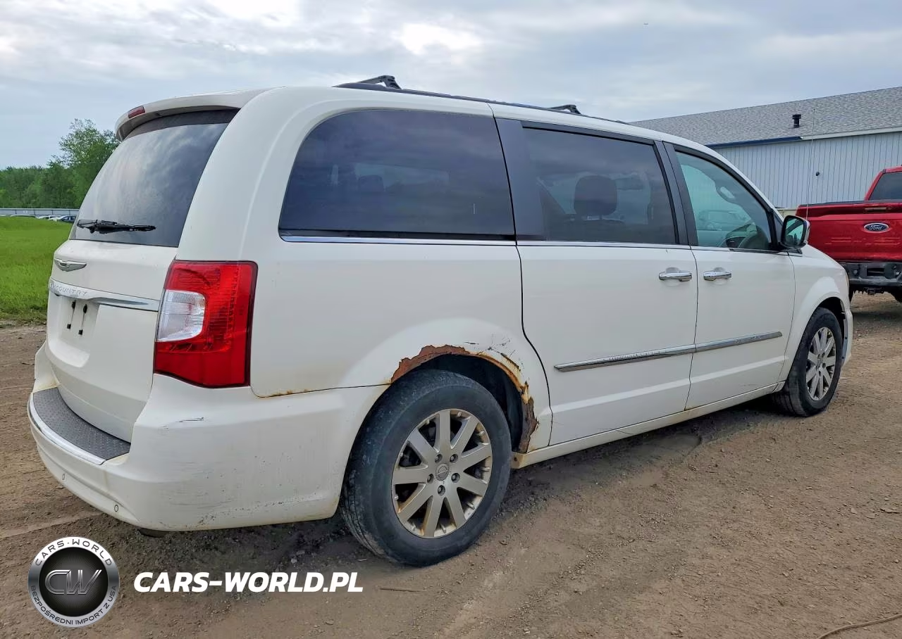 2011 Chrysler Town & Country Touring L VIN:2A4RR8DG9BR759882 - 3