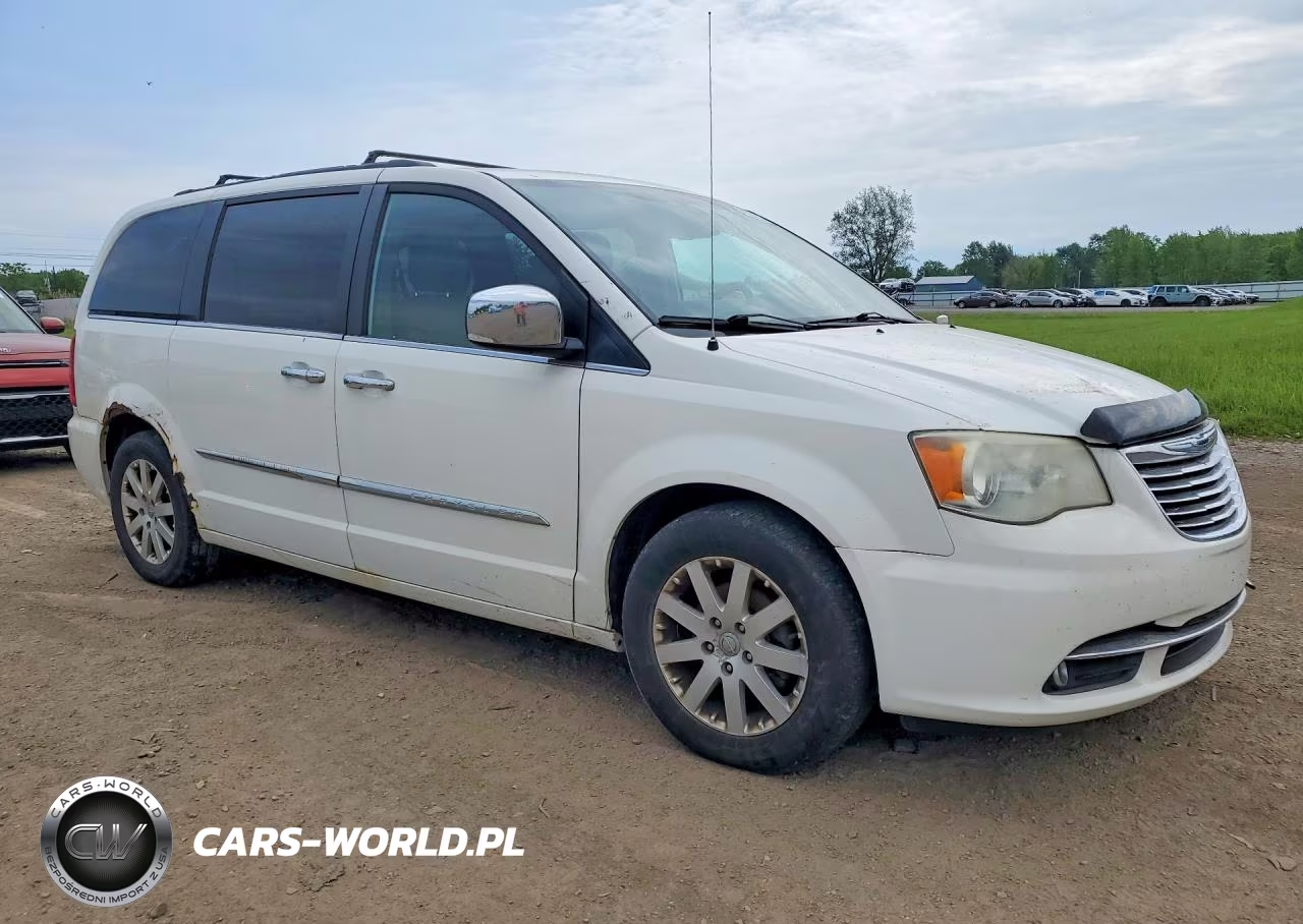 2011 Chrysler Town & Country Touring L VIN:2A4RR8DG9BR759882 - 4