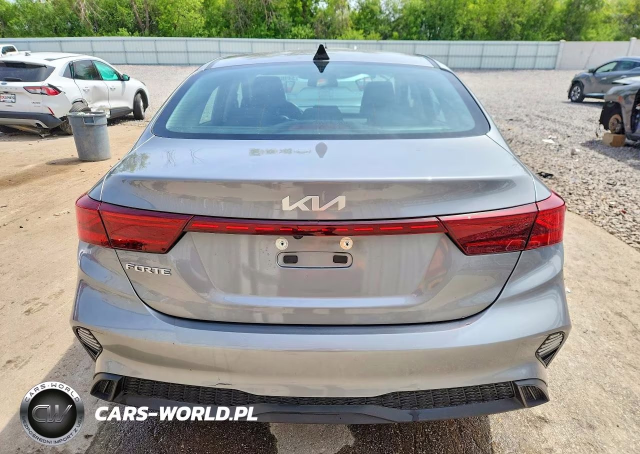 2022 Kia Forte Lxs VIN:3KPF24AD9NE468269 - 6