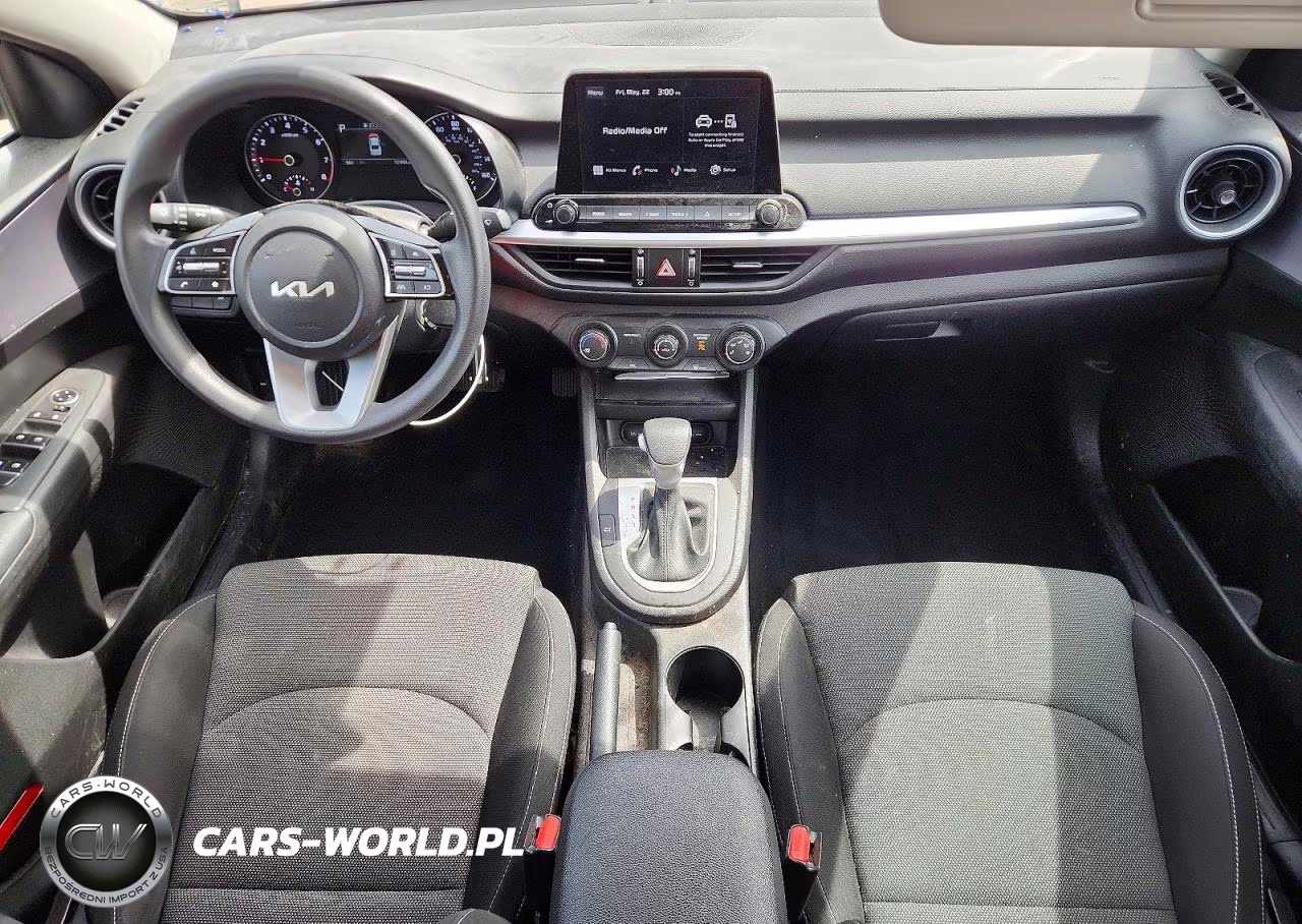 2022 Kia Forte Lxs VIN:3KPF24AD9NE468269 - 8