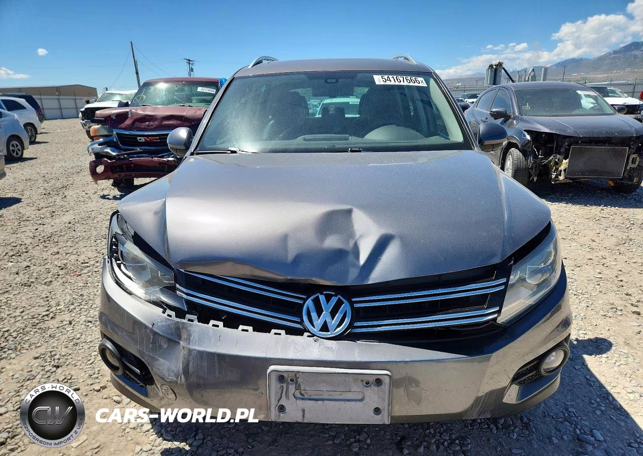 2012 Volkswagen Tiguan S VIN:WVGAV7AX3CW006303 - 5