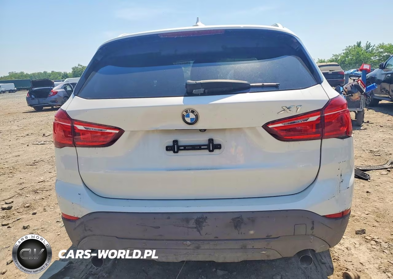 2018 BMW X1 xDrive28I VIN:WBXHT3C37J5K30028 - 6