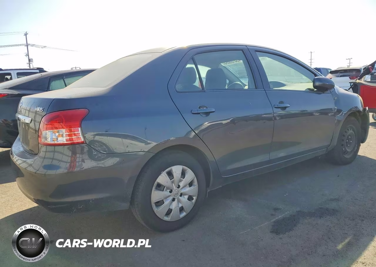 2010 Toyota Yaris Base VIN:JTDBT4K30A1392083 - 3