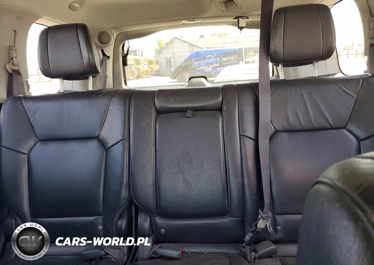 2013 Honda Pilot Touring VIN:5FNYF4H91DB020082 - 10