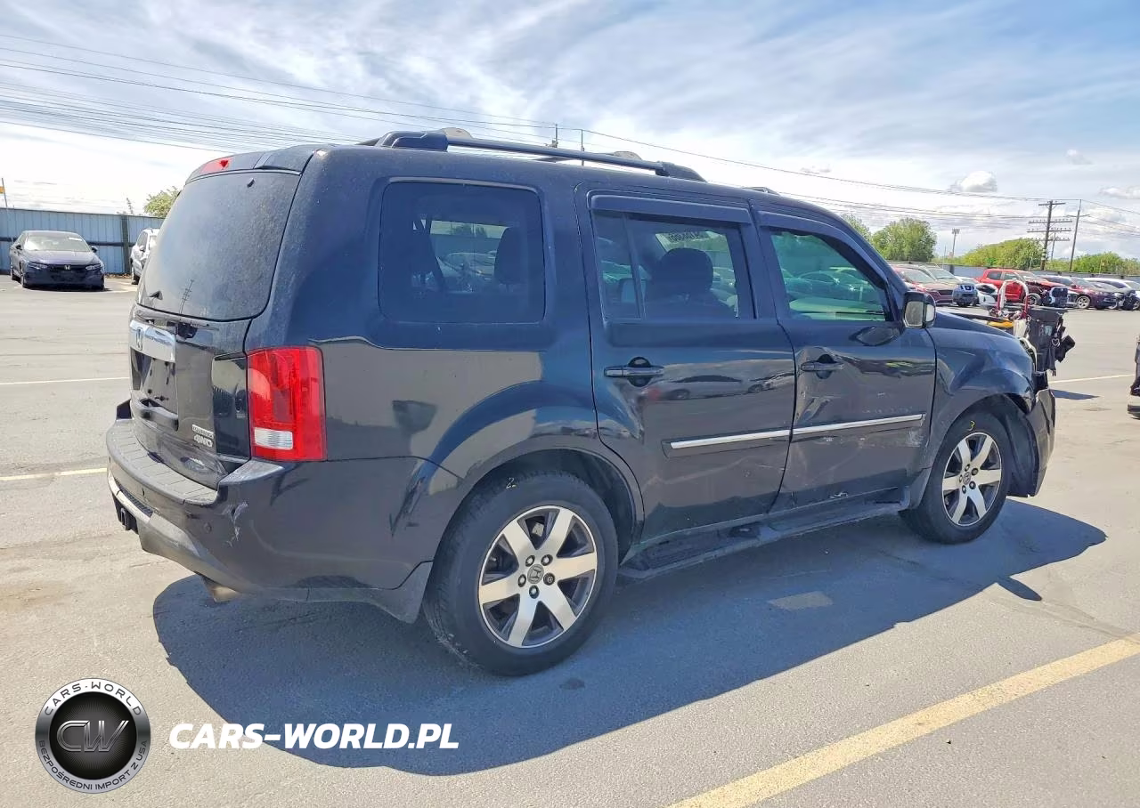2013 Honda Pilot Touring VIN:5FNYF4H91DB020082 - 3