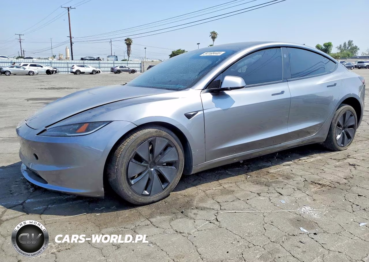 2024 Tesla Model 3 – zdjęcie 1 z 12