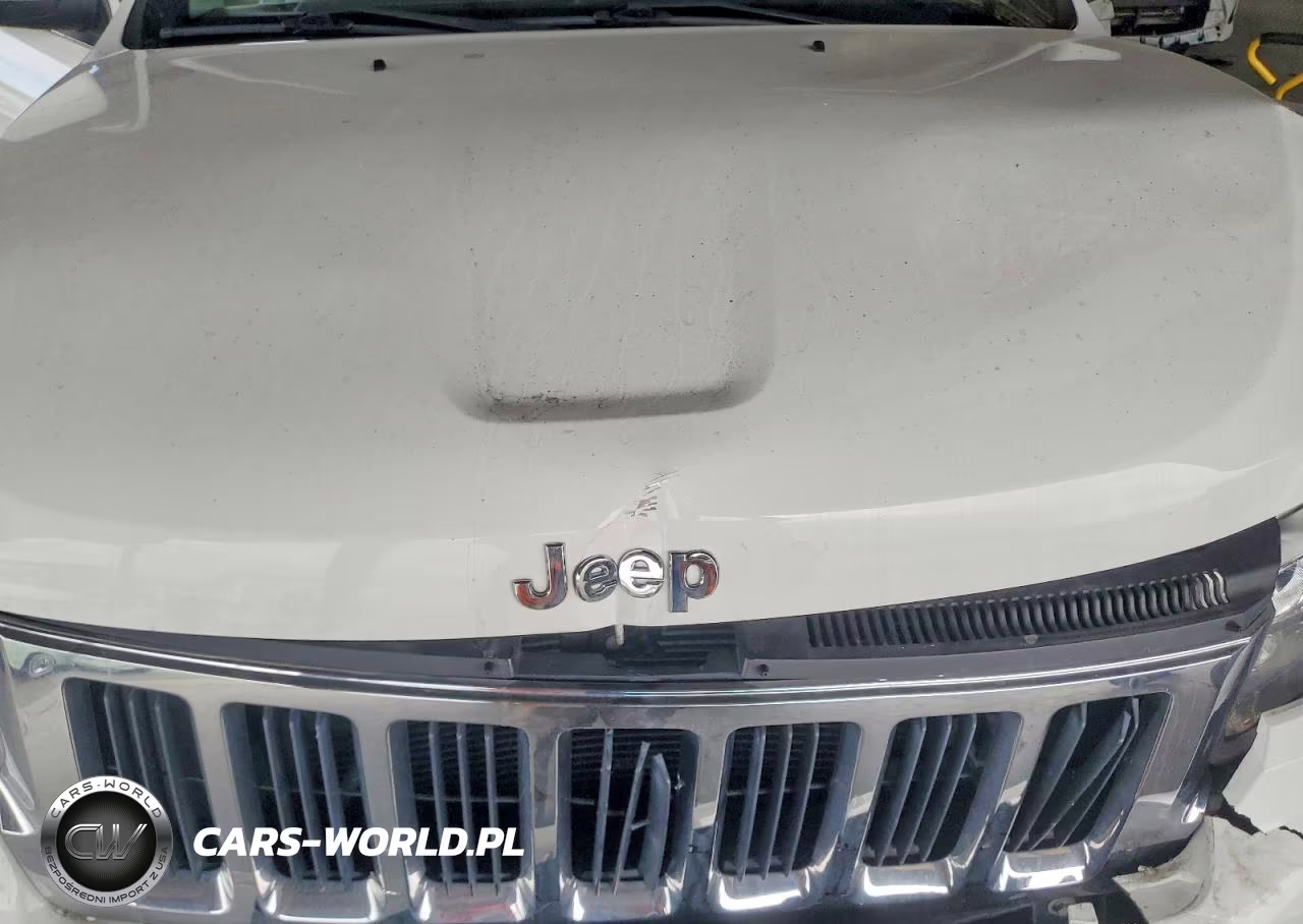 2013 Jeep Grand Cherokee Laredo VIN:1C4RJFAG7DC650001 - 12
