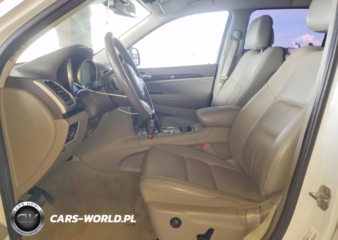 2013 Jeep Grand Cherokee Laredo VIN:1C4RJFAG7DC650001 - 7