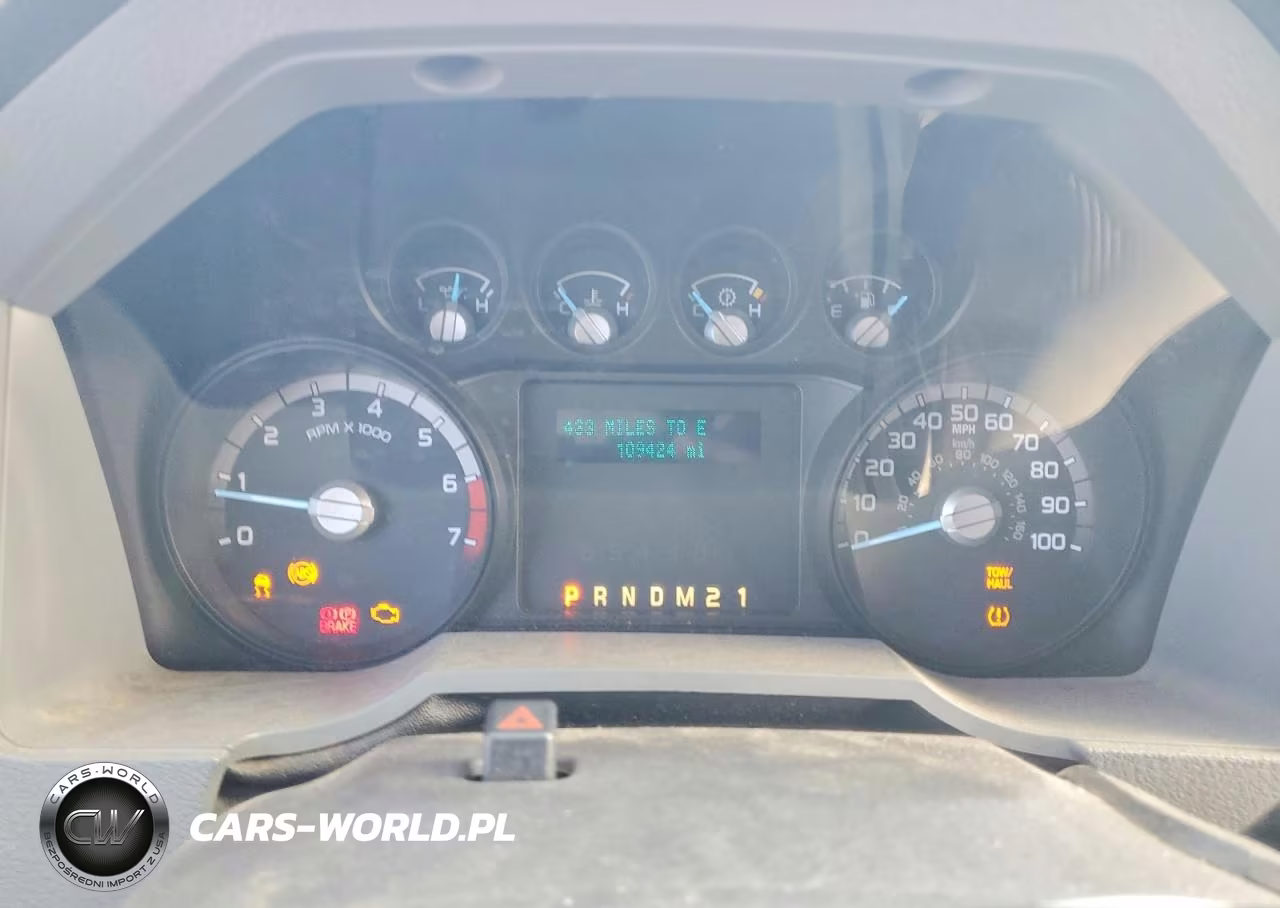 2011 Ford F250 Super Duty VIN:1FDBF2A62BEA75709 - 9