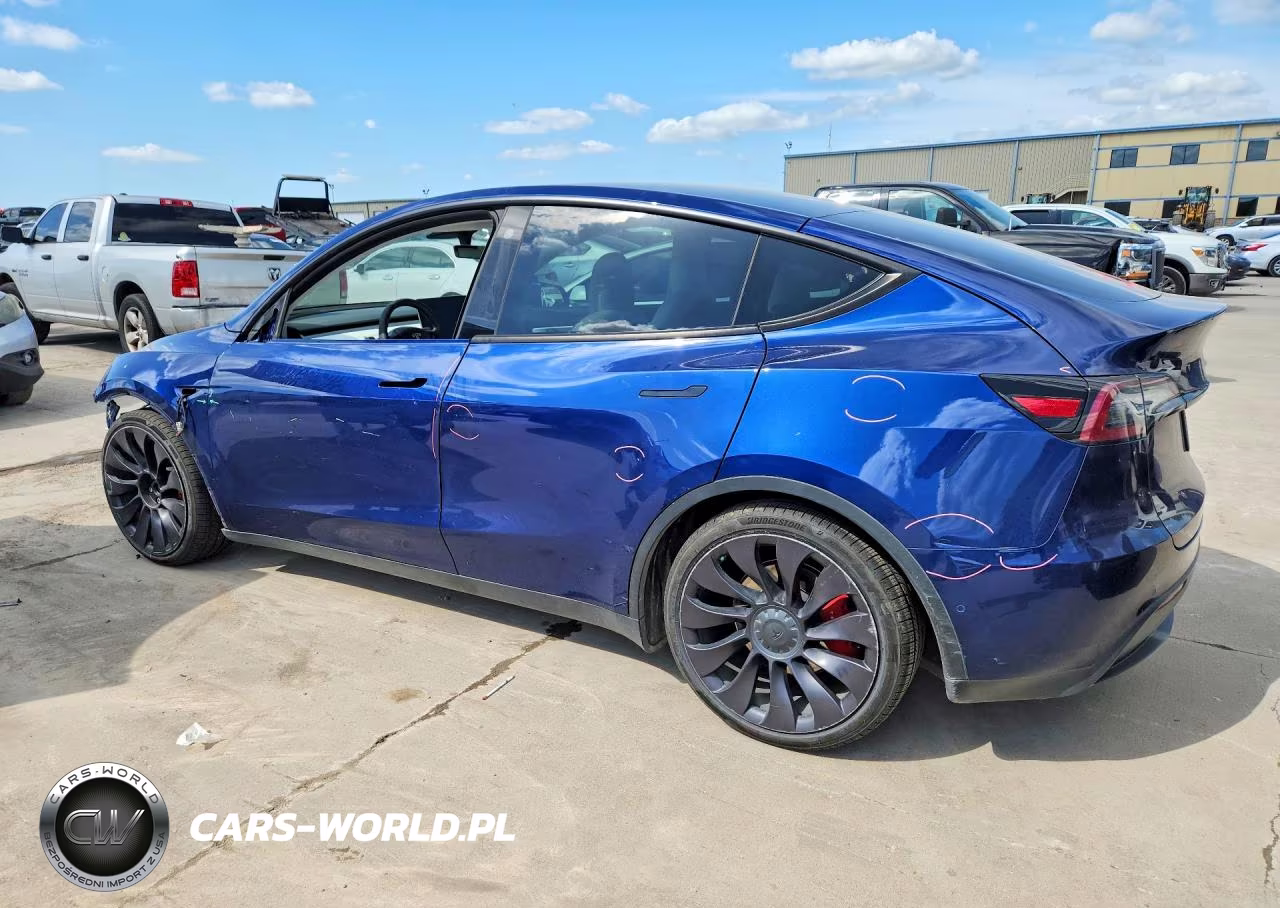 2021 Tesla Model Y VIN:5YJYGDEF5MF270111 - 2