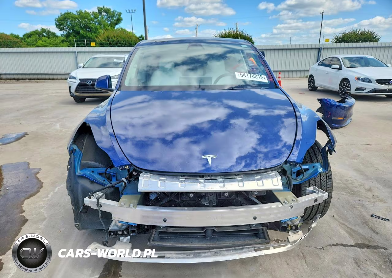 2021 Tesla Model Y VIN:5YJYGDEF5MF270111 - 5