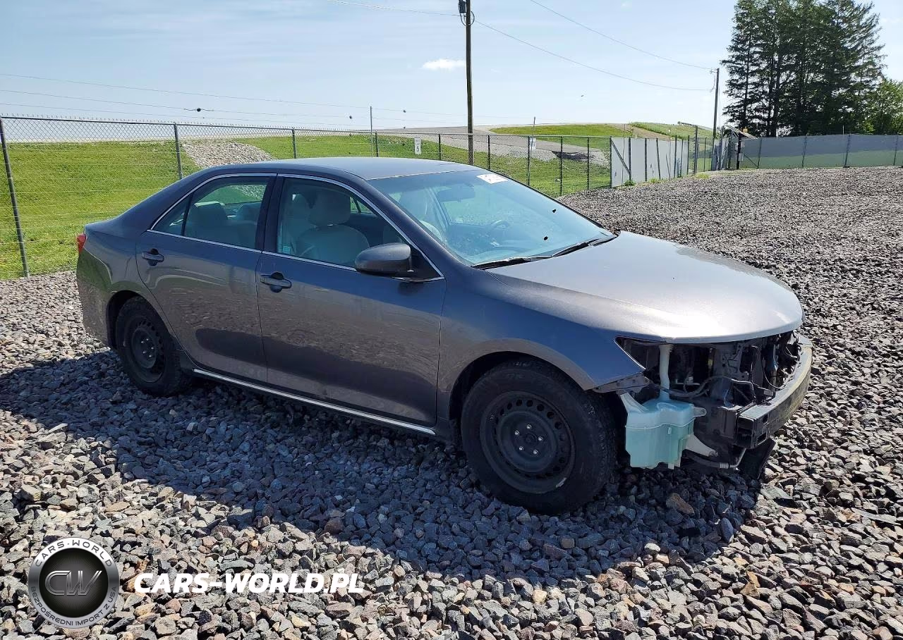 2014 Toyota Camry Le VIN:4T4BF1FK8ER434917 - 4