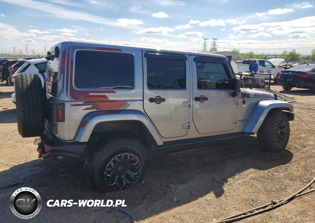 2017 Jeep Wrangler Unlimited Sahara VIN:1C4BJWEG3HL602660 - 3