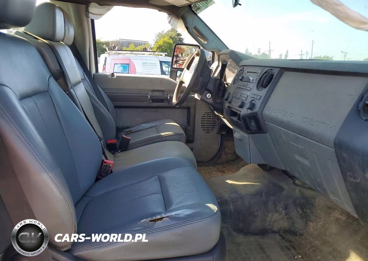 2013 Ford F250 Super Duty VIN:1FTBF2A62DEB52747 - 10