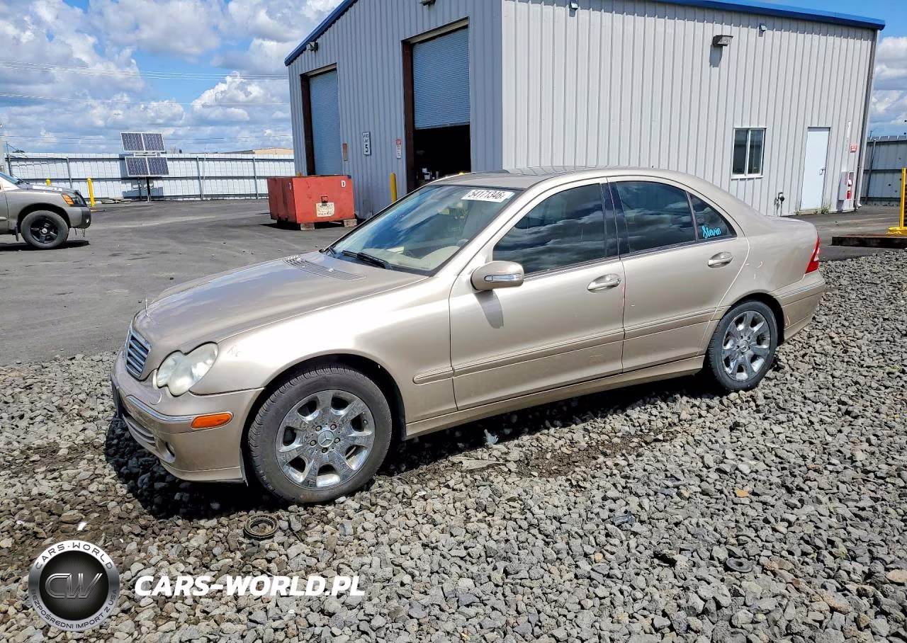 2005 Mercedes-Benz C 240 4Matic