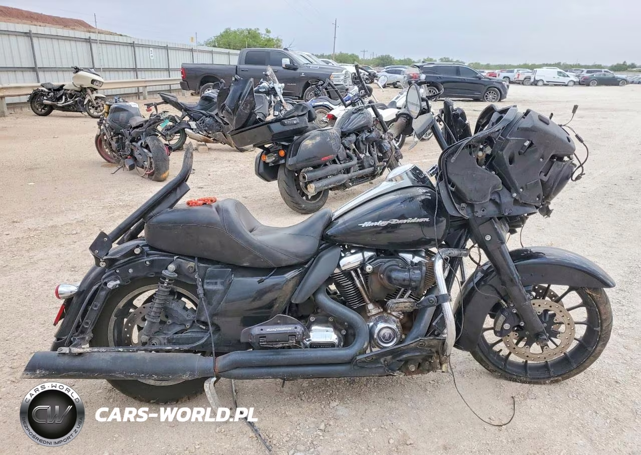 2017 Harley-Davidson Fltrxs Road Glide Special