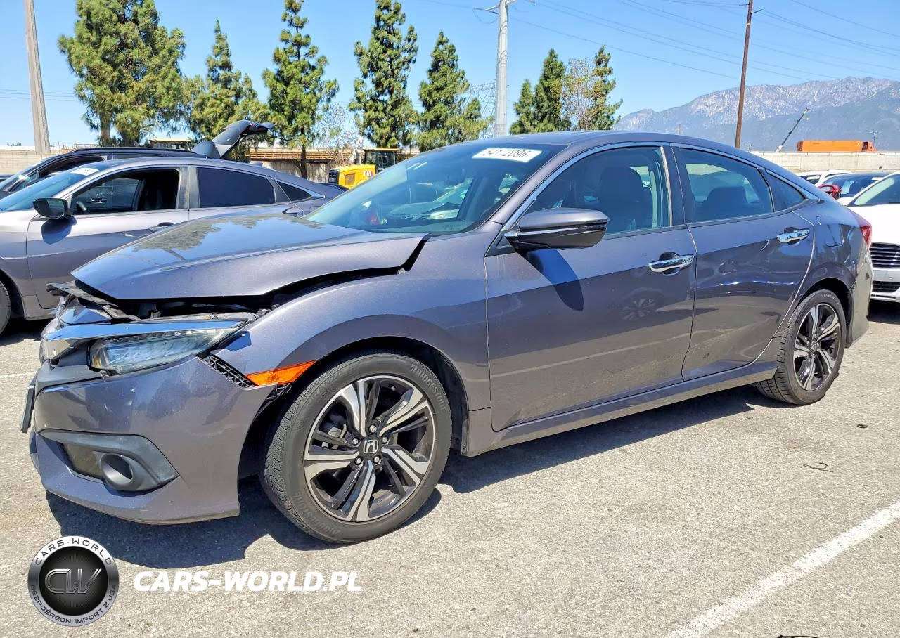 2016 Honda Civic Touring – zdjęcie 1 z 12