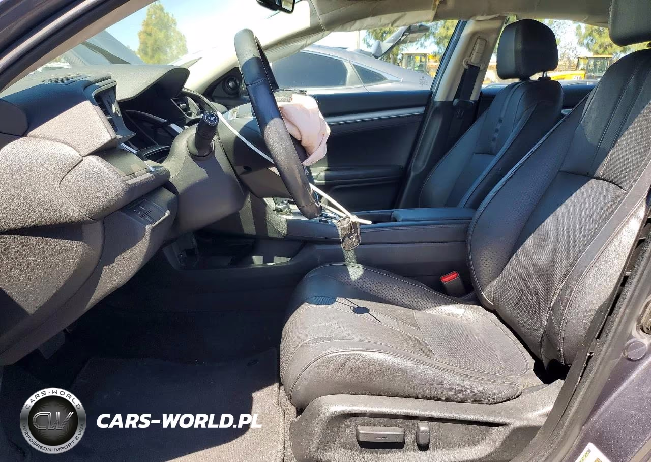 2016 Honda Civic Touring VIN:19XFC1F9XGE210586 - 7