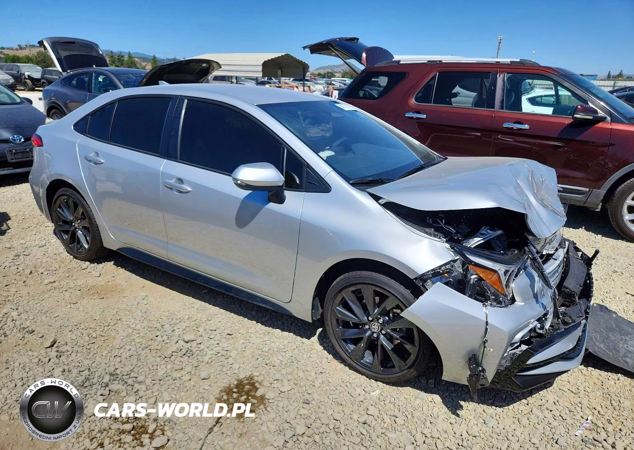 2026 Toyota Corolla Hybrid Se VIN:JTDBCMFE2T3115910 - 4