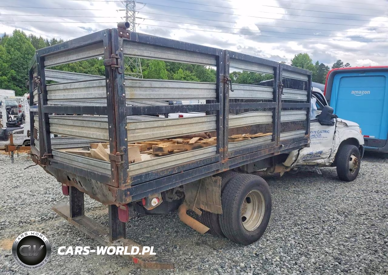 2013 Ford F350 Super Duty VIN:1FDRF3G6XDEA26451 - 3