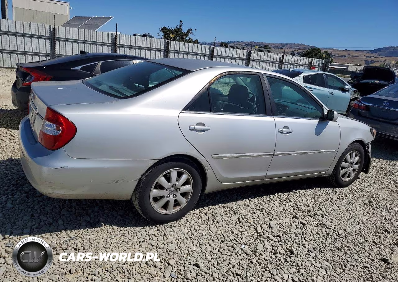 2004 Toyota Camry Xle VIN:4T1BE30K34U906800 - 3