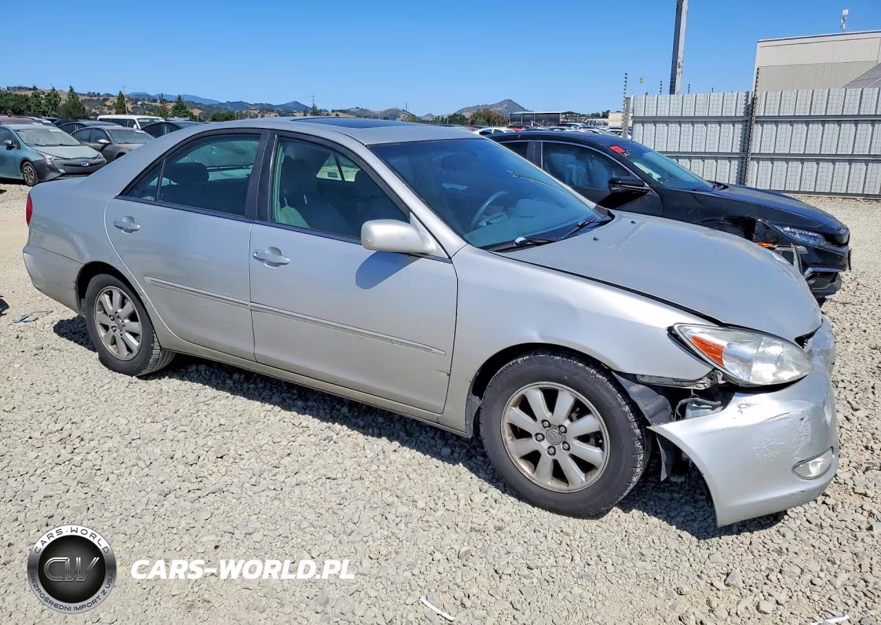 2004 Toyota Camry Xle VIN:4T1BE30K34U906800 - 4