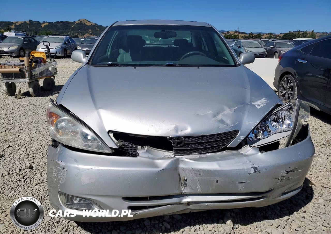 2004 Toyota Camry Xle VIN:4T1BE30K34U906800 - 5